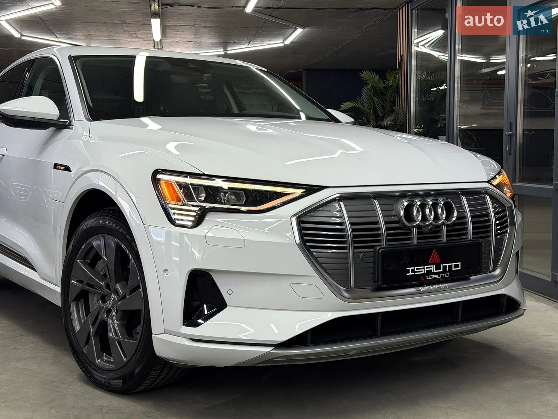 2020 Audi e-tron Sportback - мініатюра 4