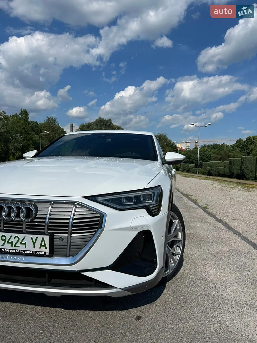 2020 Audi e-tron Sportback - мініатюра 4