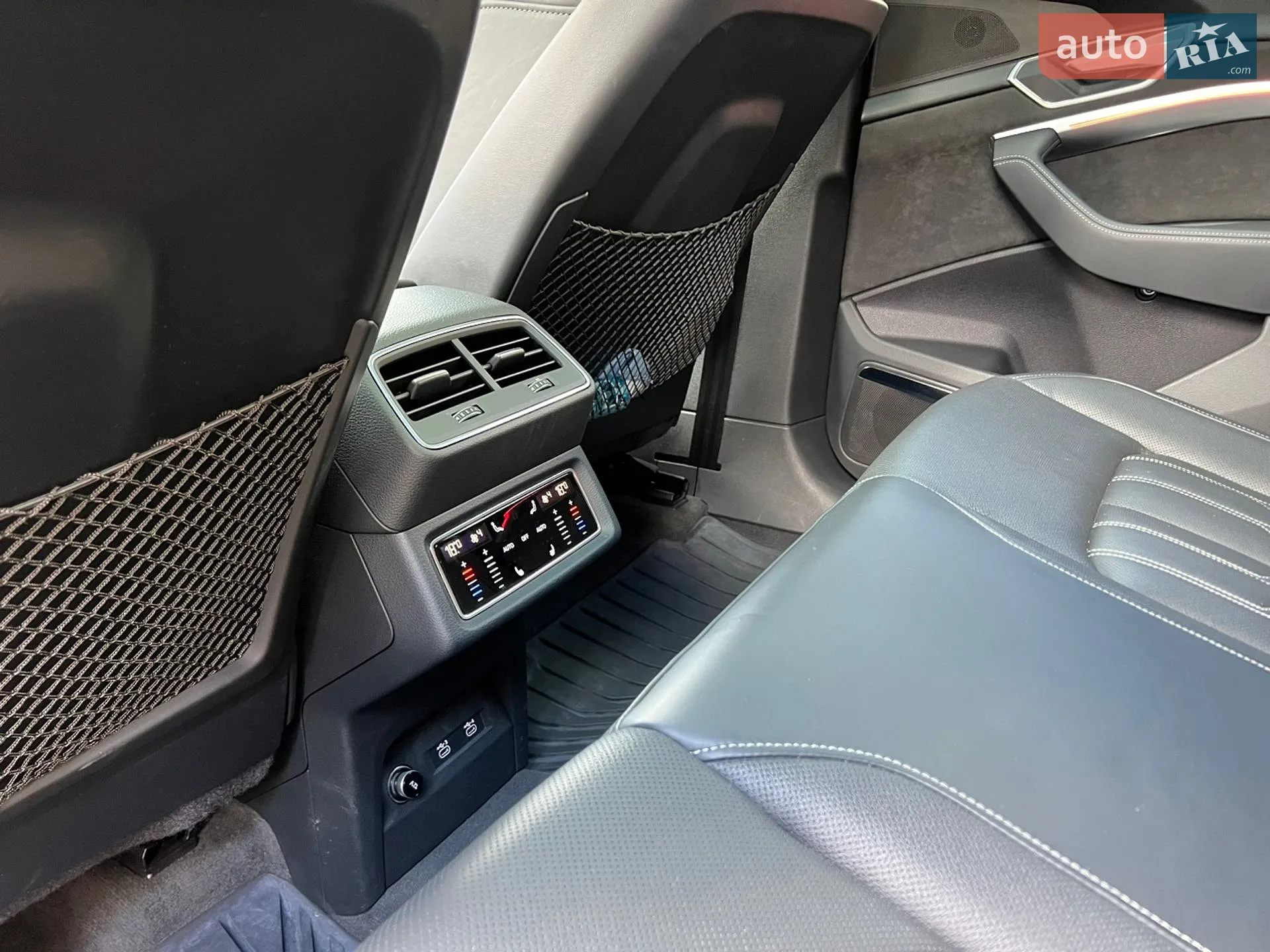 2020 Audi e-tron Sportback - мініатюра 20