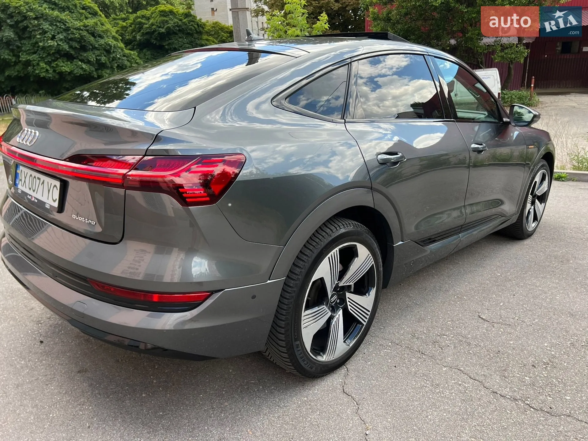 2020 Audi e-tron Sportback - мініатюра 12