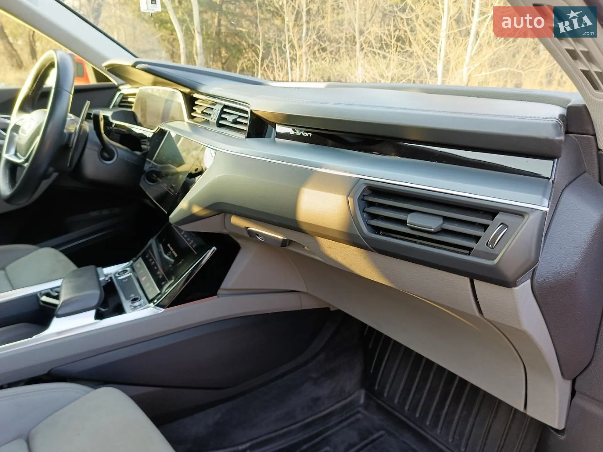 2020 Audi e-tron Sportback - мініатюра 43