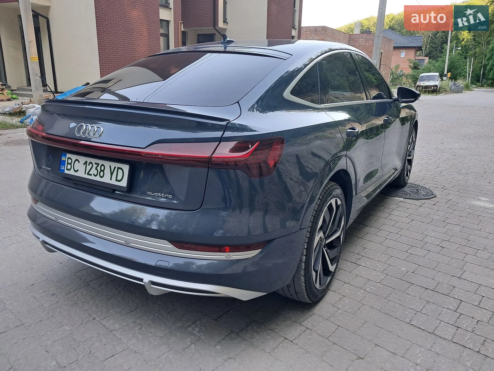 2020 Audi e-tron Sportback - мініатюра 9