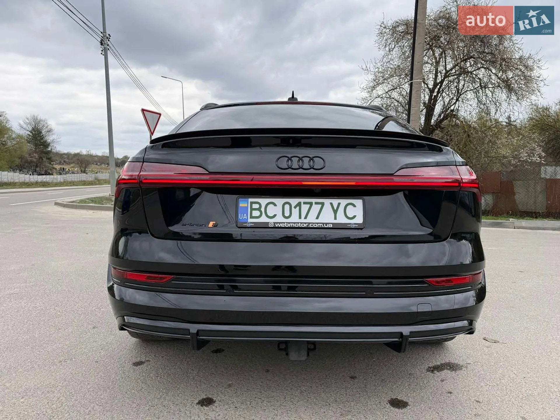 2022 Audi e-tron Sportback - мініатюра 11