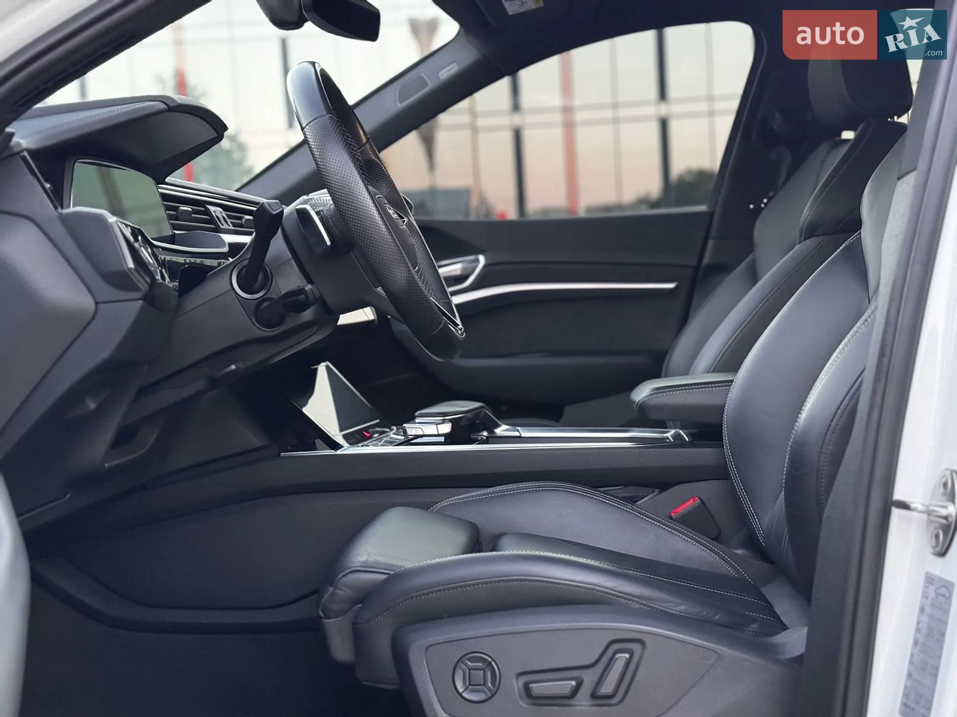2022 Audi e-tron Sportback - мініатюра 43