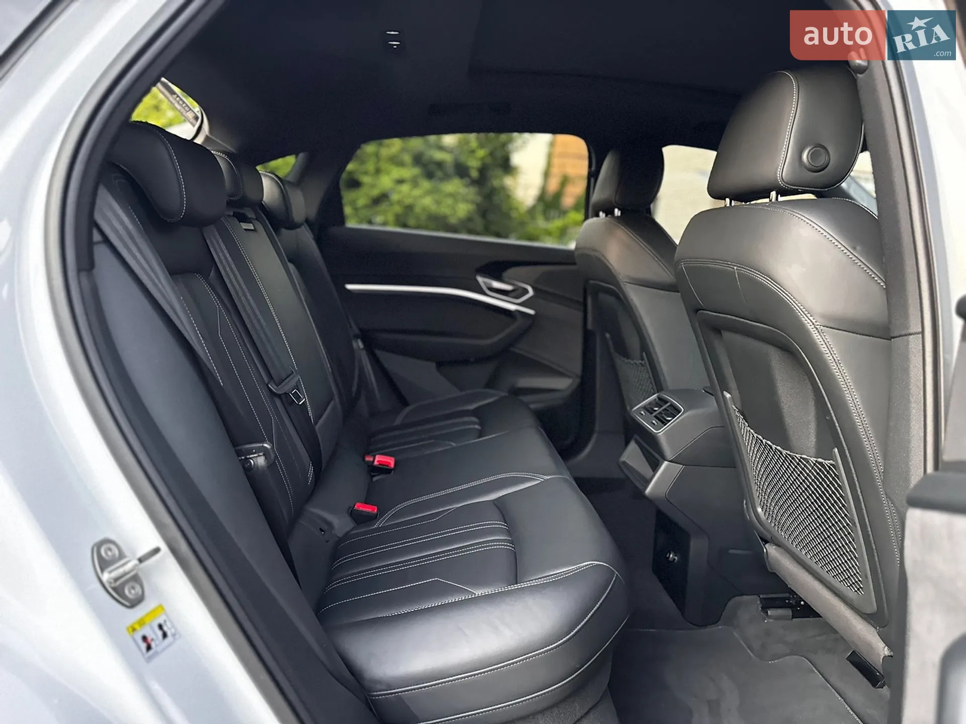 2022 Audi e-tron Sportback - мініатюра 48