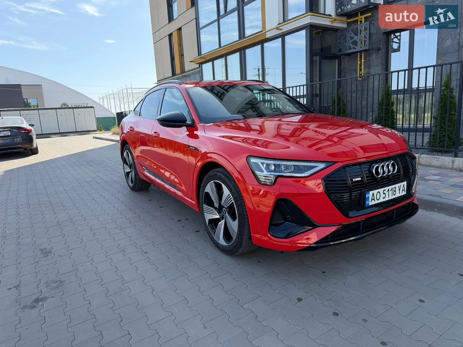 2021 Audi e-tron Sportback - фото 1
