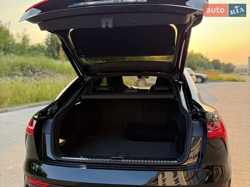 Audi e-tron Sportback 2020 VIN WAUZZZGE6LB029334 фото оголошення 16 з 70