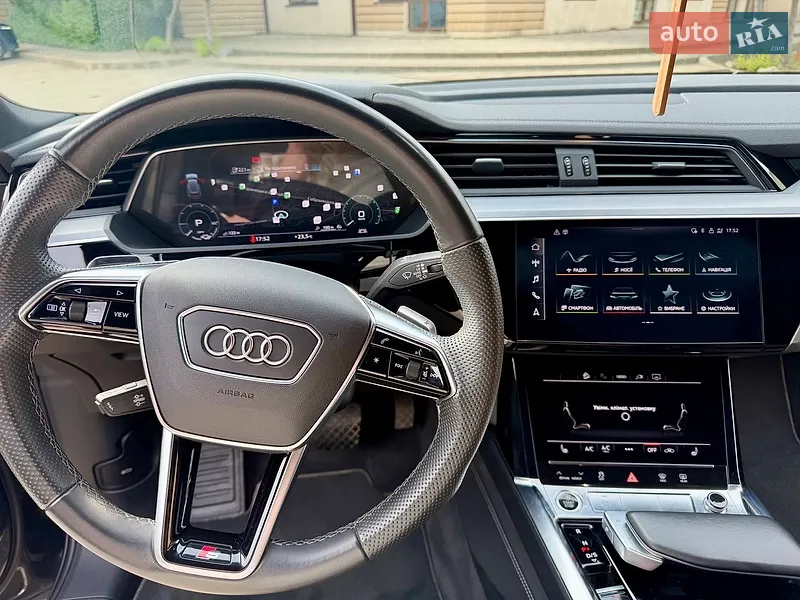 Audi e-tron Sportback 2021 VIN WAUZZZGE6MB040772 фото оголошення 14 з 60