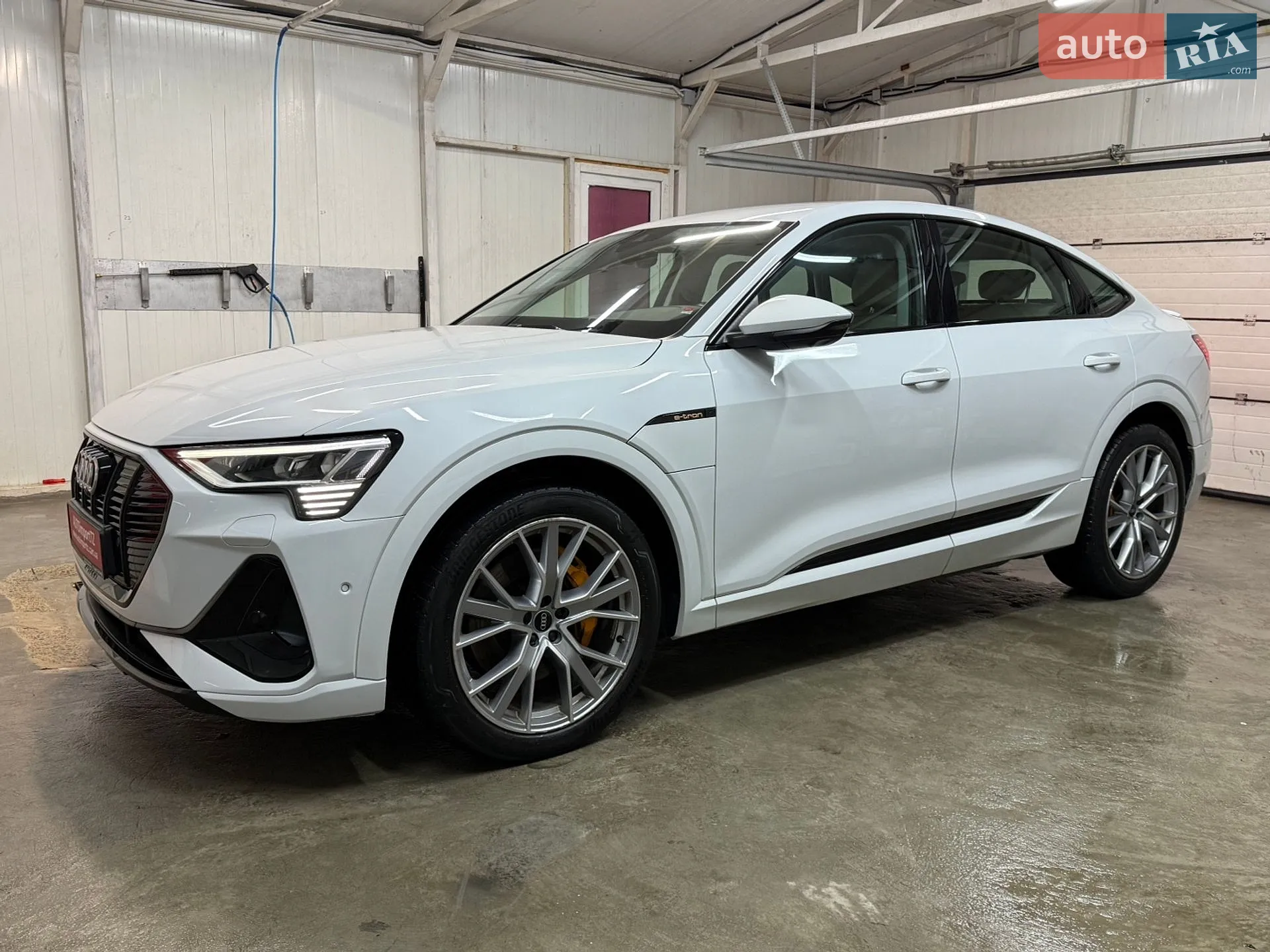 2021 Audi e-tron Sportback - мініатюра 14