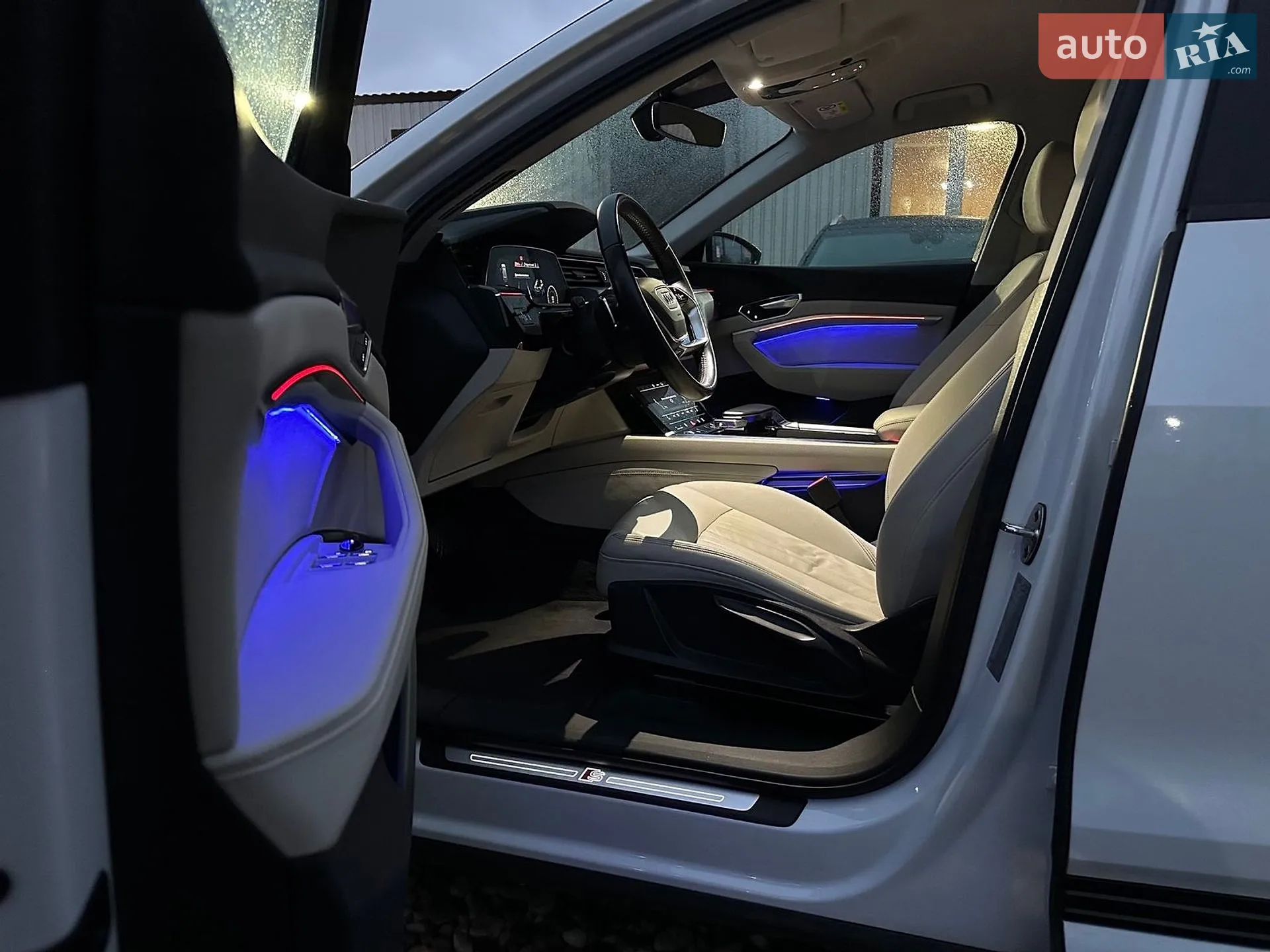 2021 Audi e-tron Sportback - мініатюра 3