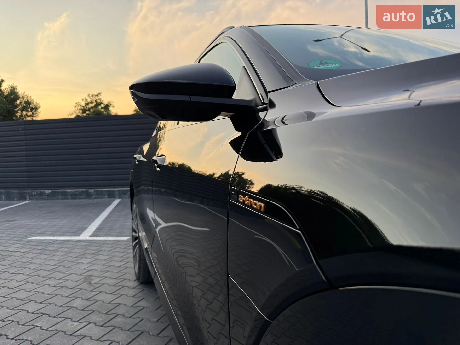 2020 Audi e-tron Sportback - мініатюра 27