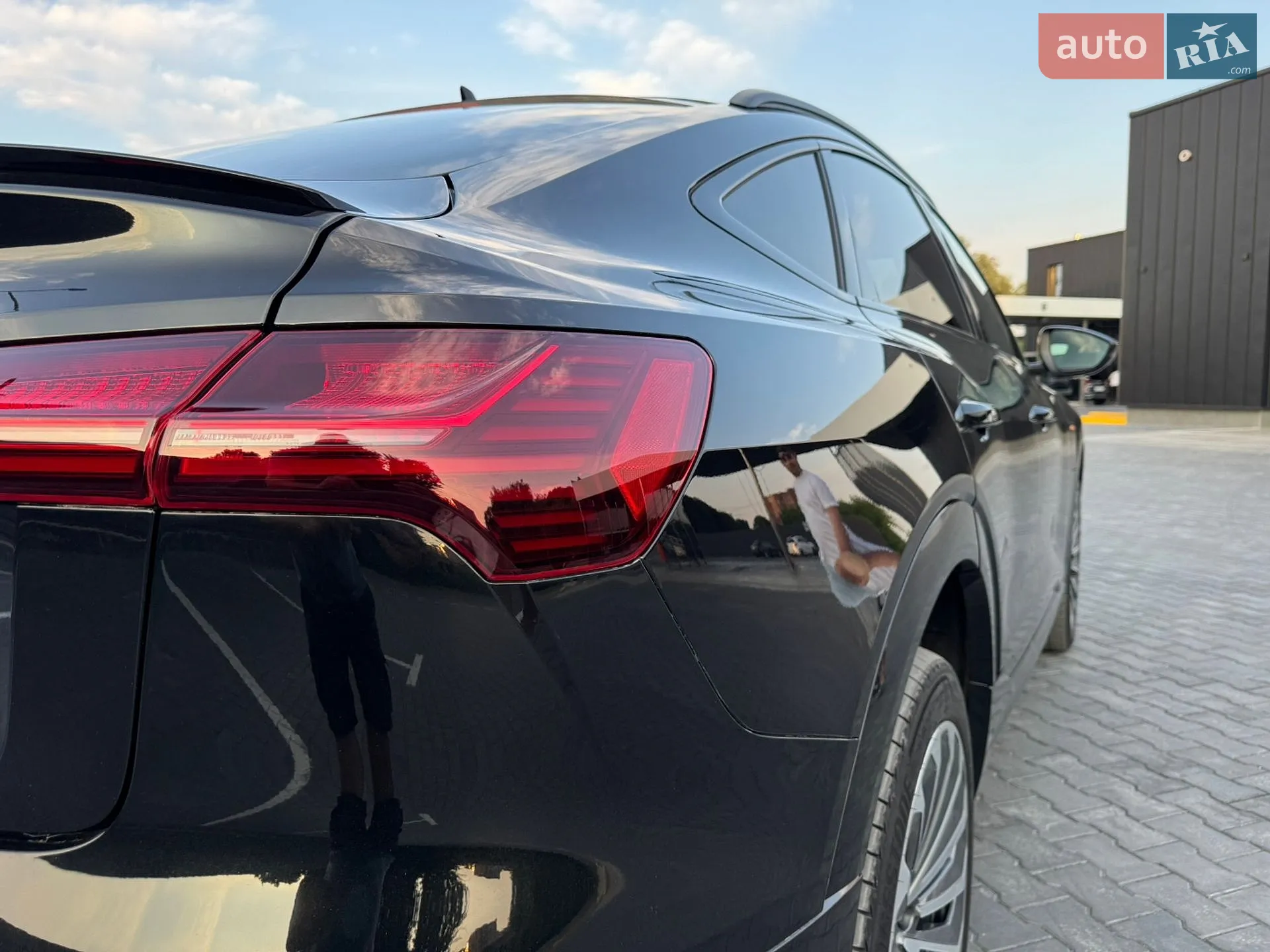 2020 Audi e-tron Sportback - мініатюра 29