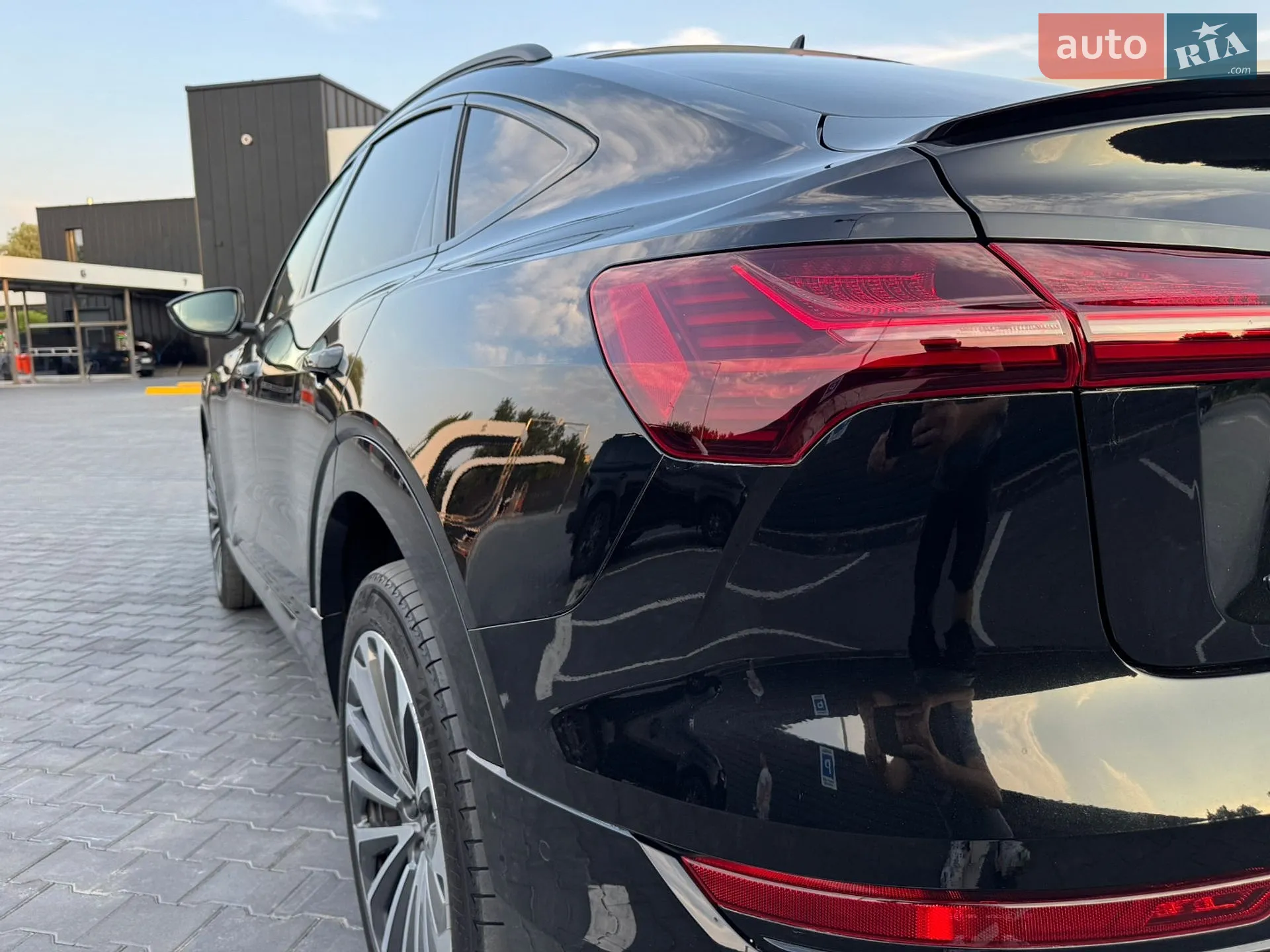 2020 Audi e-tron Sportback - мініатюра 30
