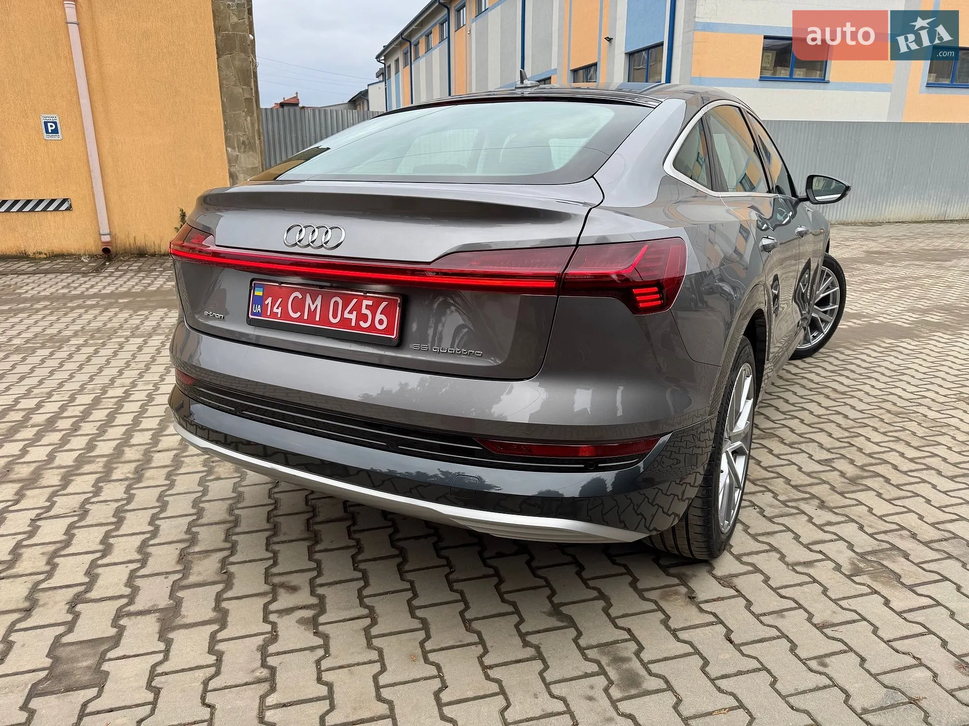 2022 Audi e-tron Sportback - мініатюра 5