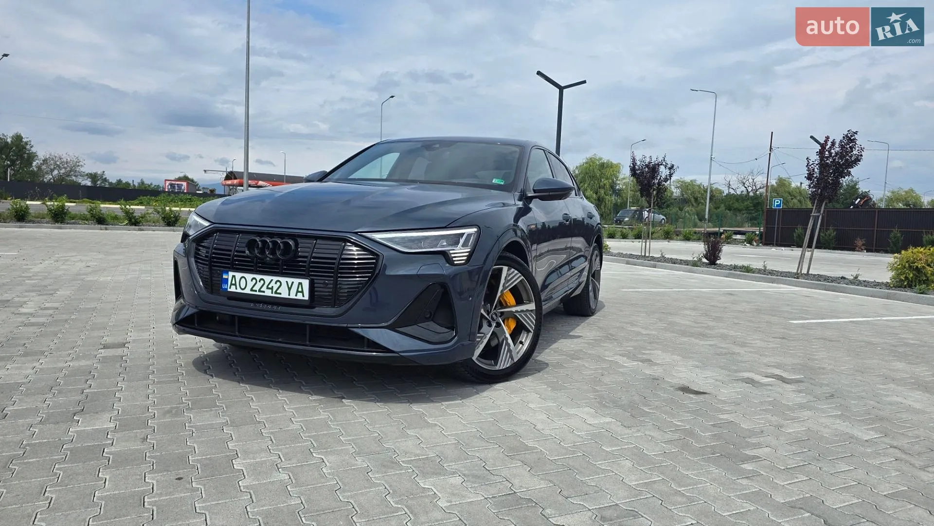2021 Audi e-tron Sportback - мініатюра 2