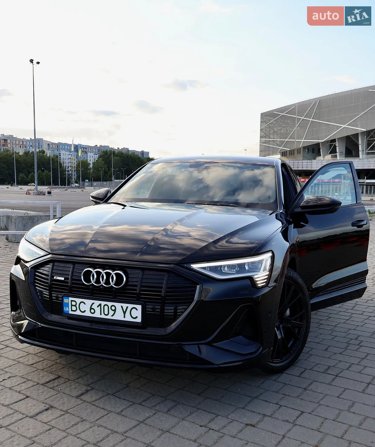2022 Audi e-tron Sportback - мініатюра 3