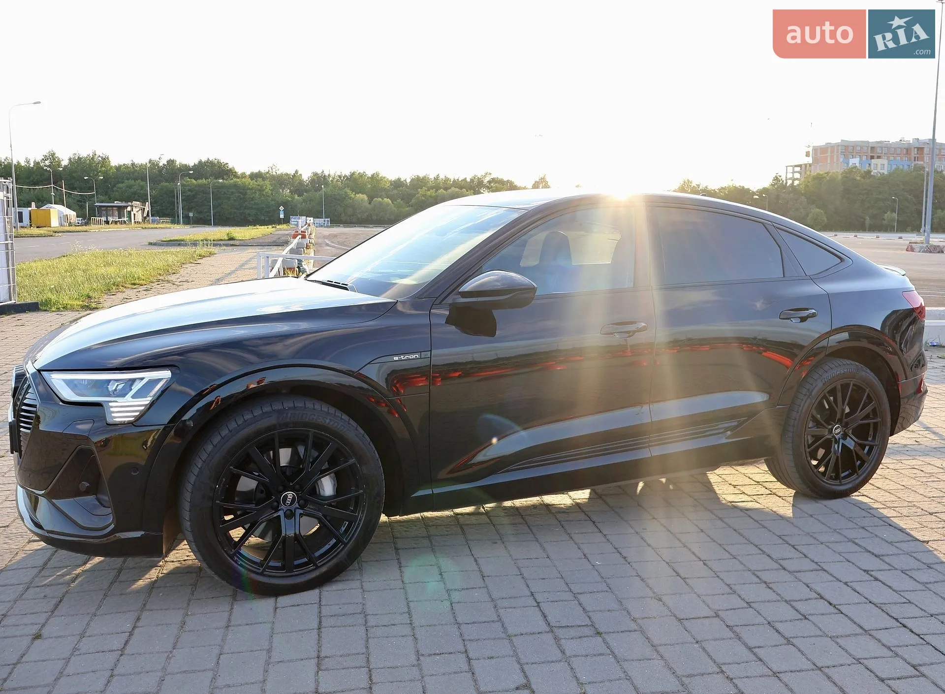 2022 Audi e-tron Sportback - мініатюра 13