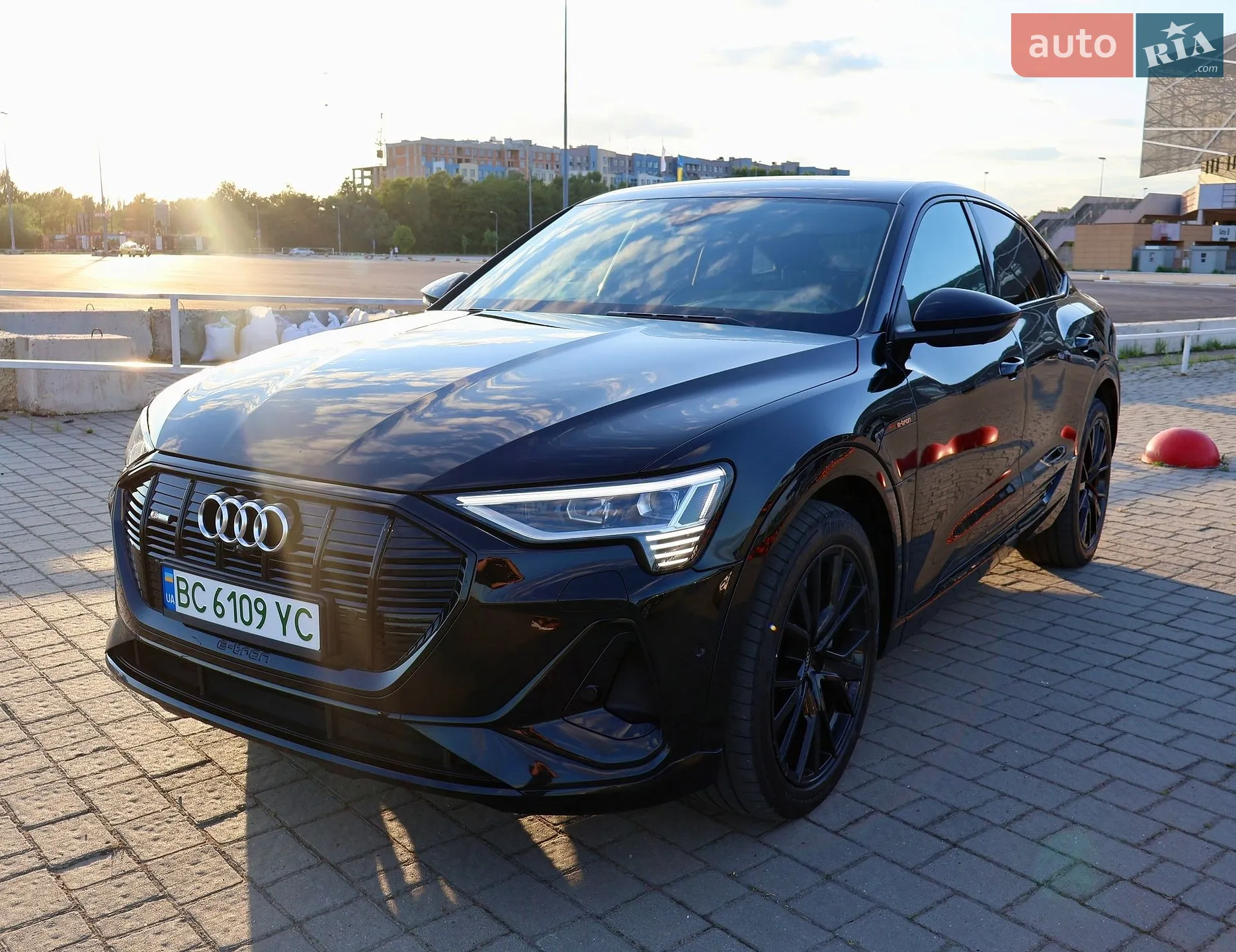 2022 Audi e-tron Sportback - мініатюра 15