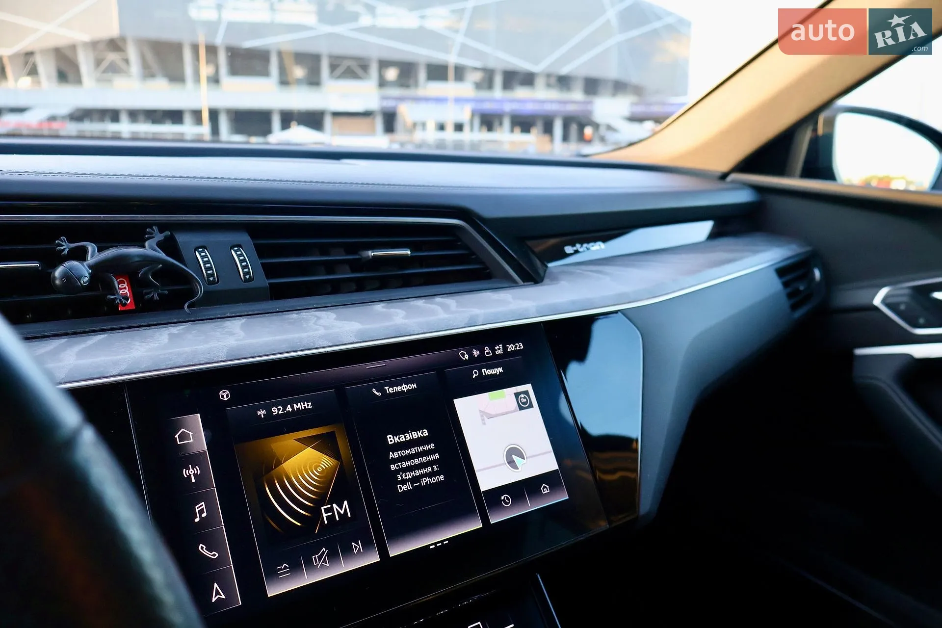 2022 Audi e-tron Sportback - мініатюра 28