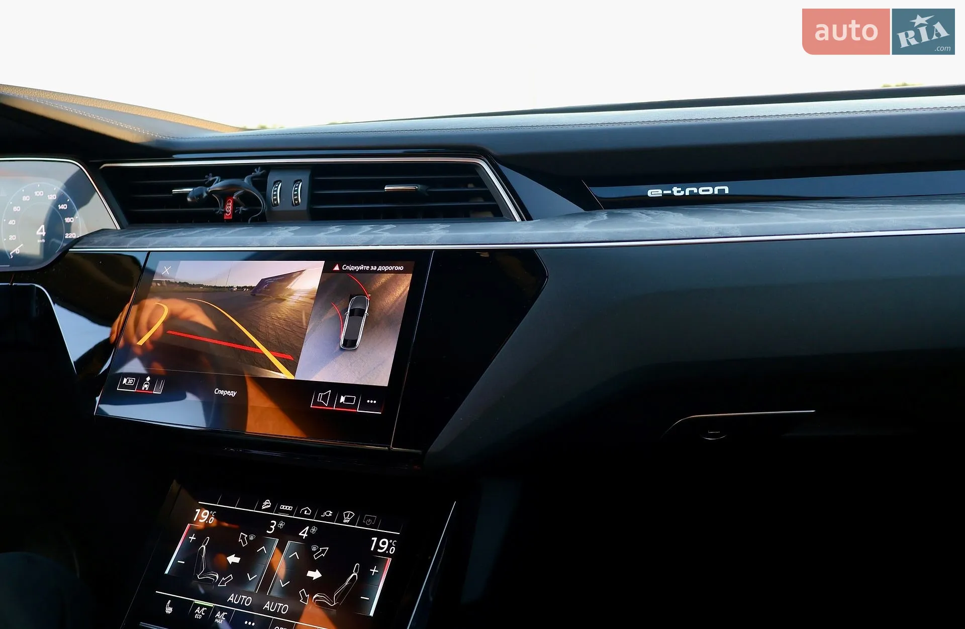 2022 Audi e-tron Sportback - мініатюра 32