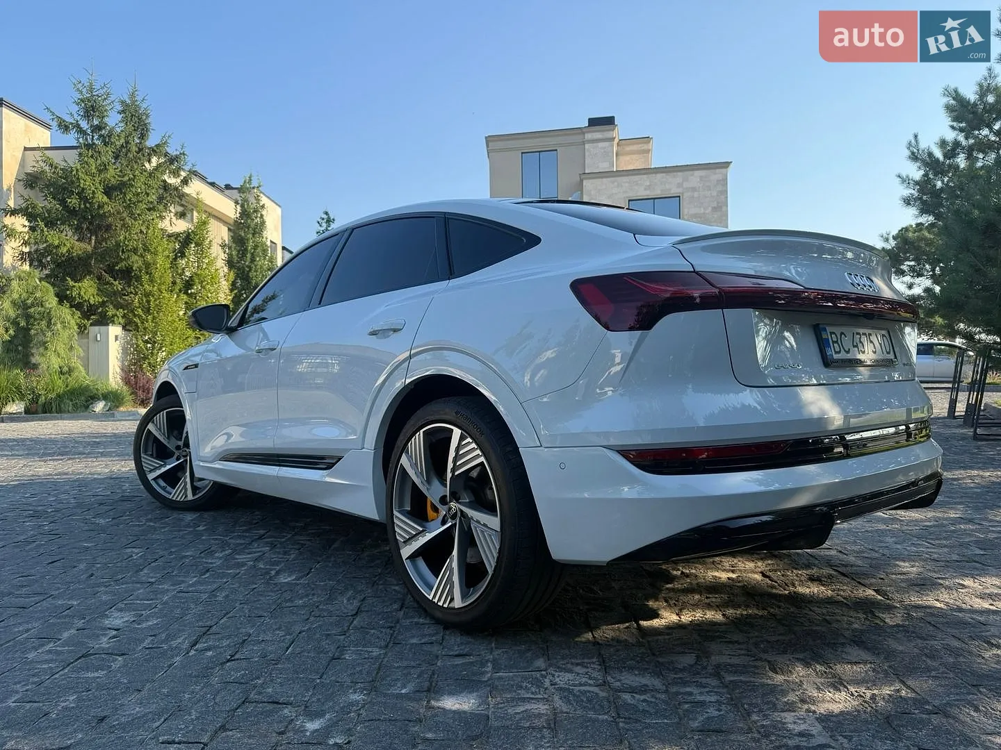 2022 Audi e-tron Sportback - мініатюра 4