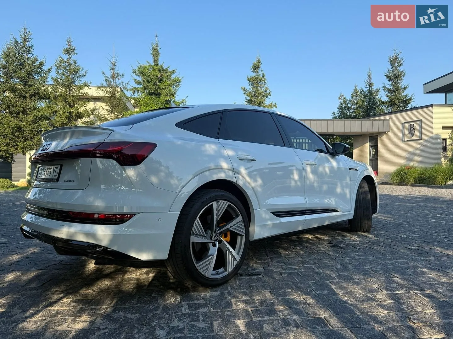 2022 Audi e-tron Sportback - мініатюра 5