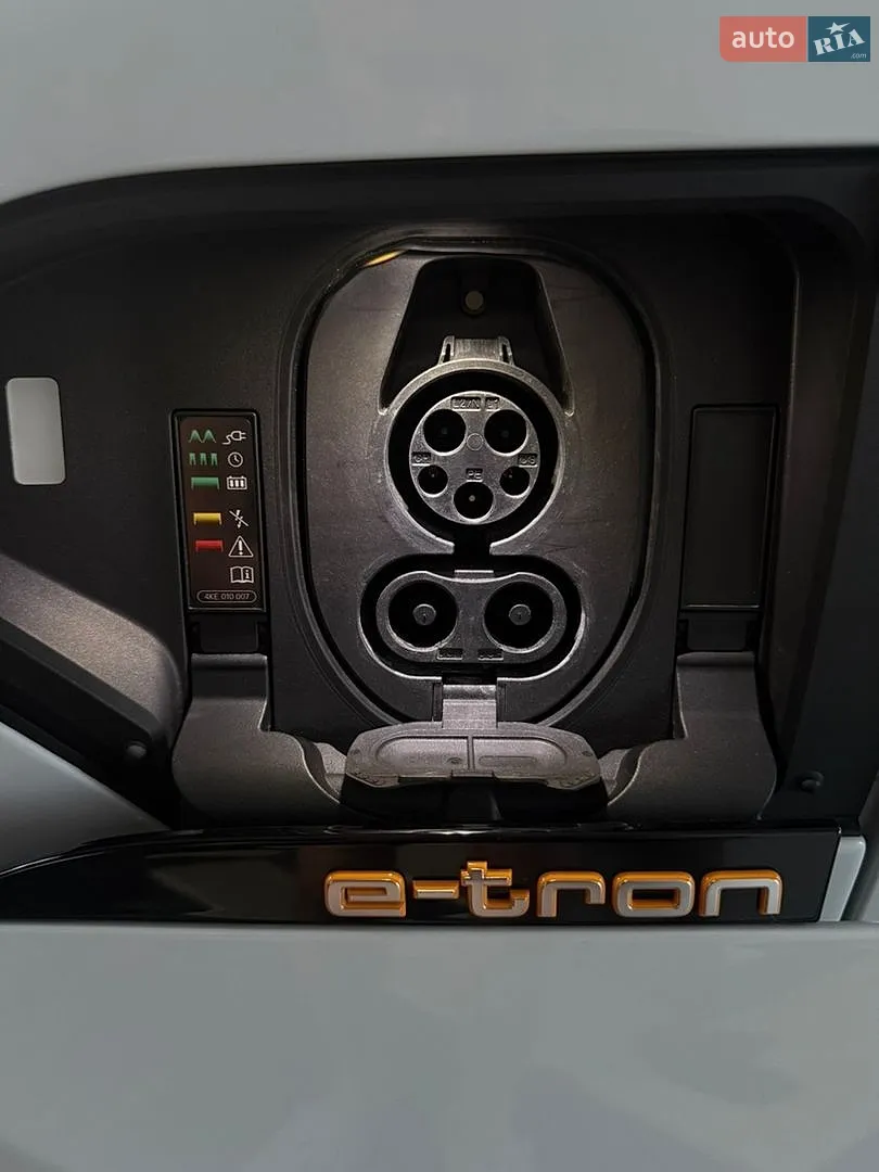 2022 Audi e-tron Sportback - мініатюра 38