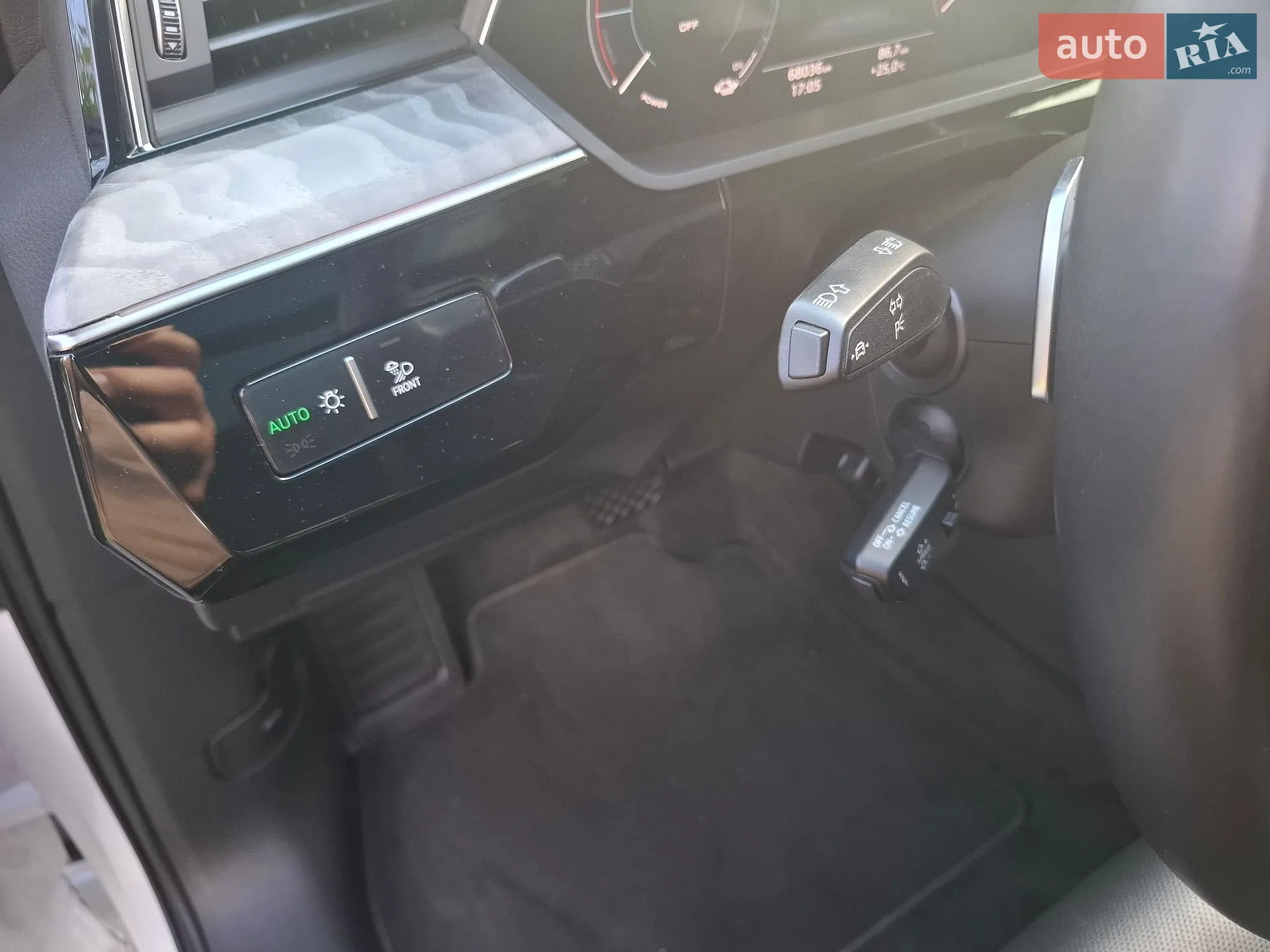 2021 Audi e-tron Sportback - мініатюра 24