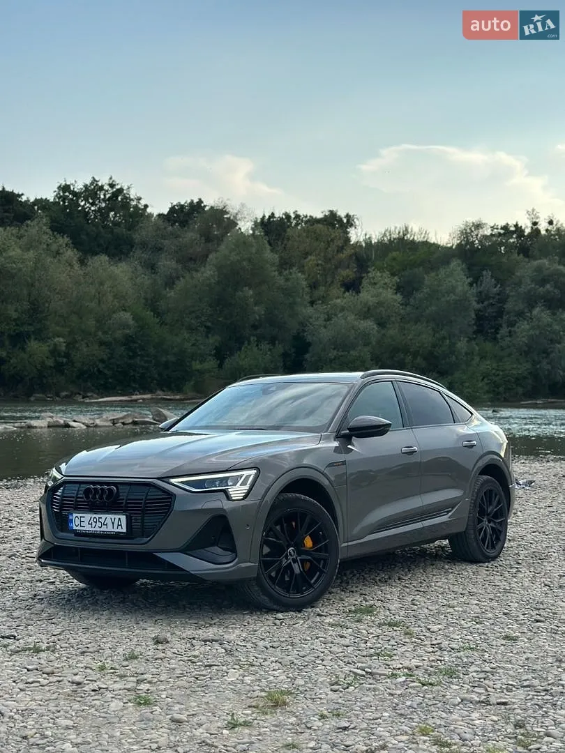 2022 Audi e-tron Sportback - мініатюра 8