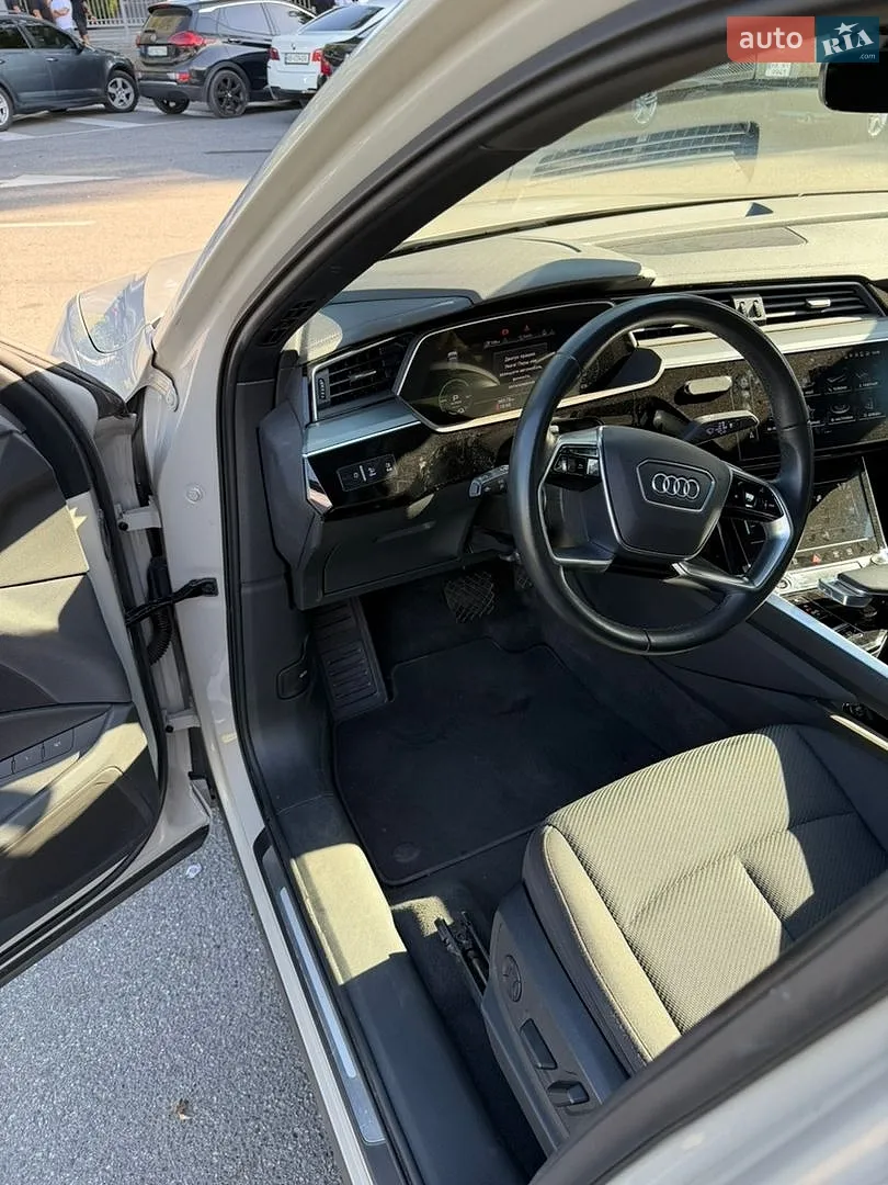 2020 Audi e-tron Sportback - мініатюра 17