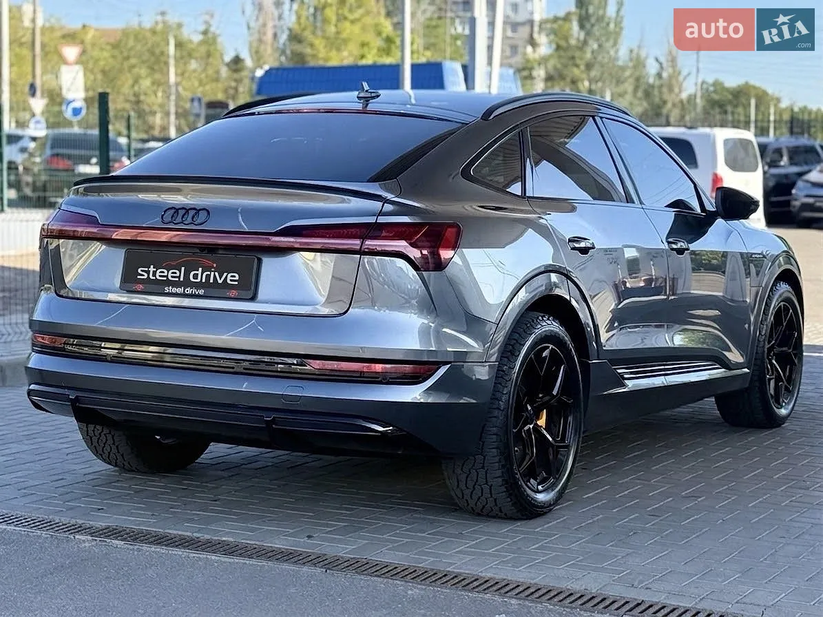 2020 Audi e-tron Sportback - мініатюра 4