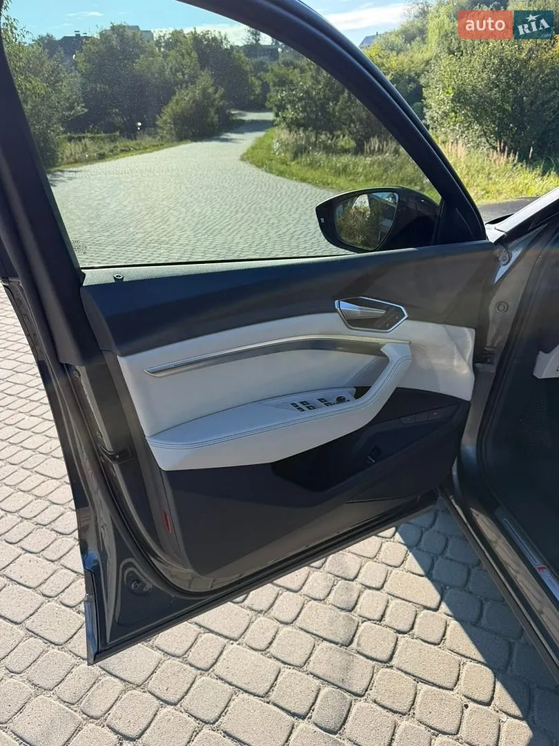 2021 Audi e-tron Sportback - мініатюра 27