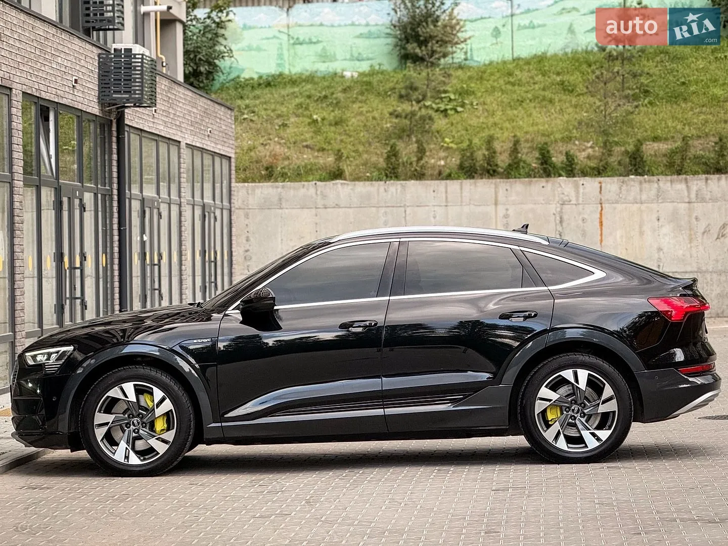 2021 Audi e-tron Sportback - мініатюра 15