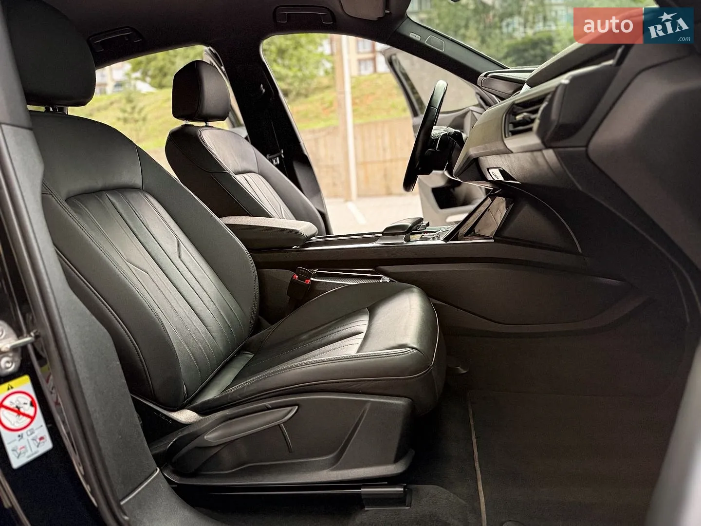 2021 Audi e-tron Sportback - мініатюра 28