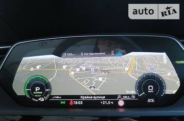 Позашляховик / Кросовер Audi e-tron 2019 в 