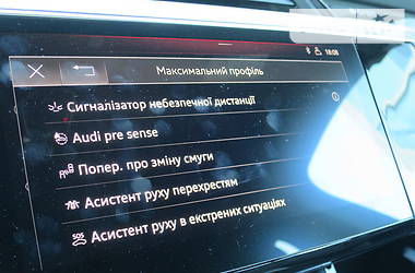 Позашляховик / Кросовер Audi e-tron 2019 в 