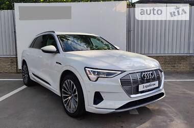 Позашляховик / Кросовер Audi e-tron 2019 в Харкові