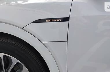 Позашляховик / Кросовер Audi e-tron 2019 в Харкові