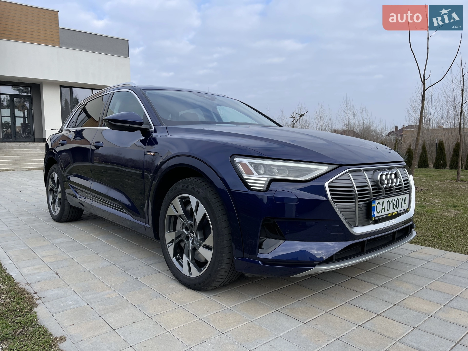 2020 Audi e-tron - мініатюра 8