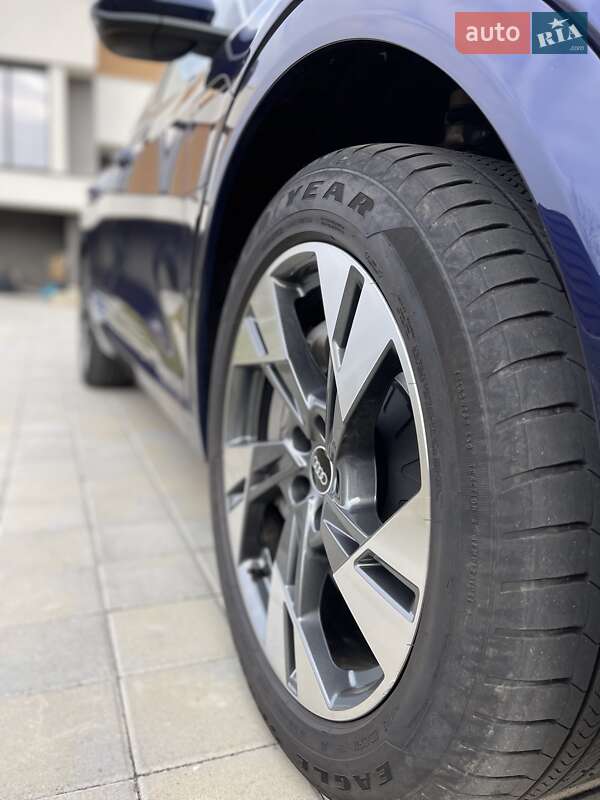 Позашляховик / Кросовер Audi e-tron 2020 в Черкасах фото 16 Позашляховик / Кросовер Audi e-tron 2020 в Черкасах