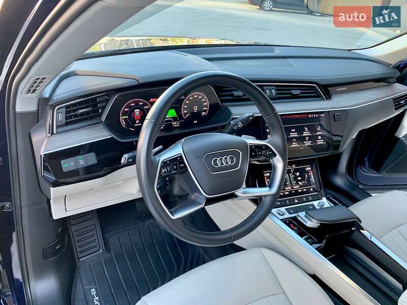 Позашляховик / Кросовер Audi e-tron 2020 в Черкасах фото 22 Позашляховик / Кросовер Audi e-tron 2020 в Черкасах