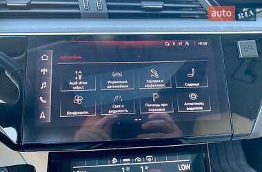 Внедорожник / Кроссовер Audi e-tron 2020 в 