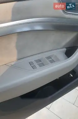 Audi e-tron 2019