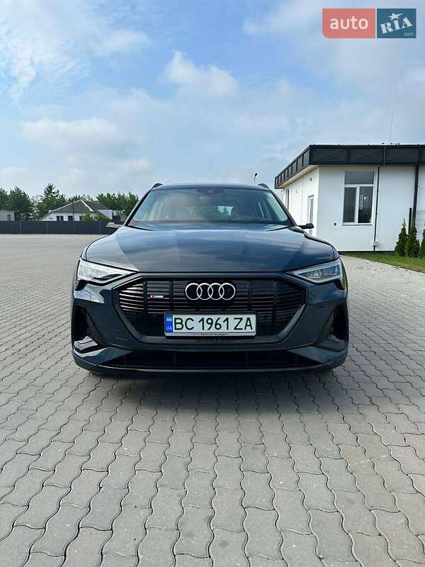 Внедорожник / Кроссовер Audi e-tron 2021 в Львове