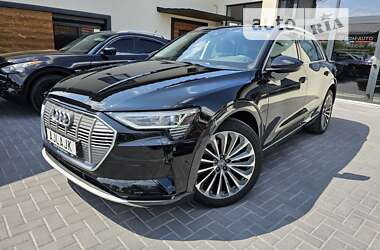 Позашляховик / Кросовер Audi e-tron 2020 в 