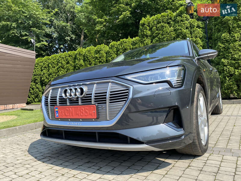 Внедорожник / Кроссовер Audi e-tron 2019 в Львове