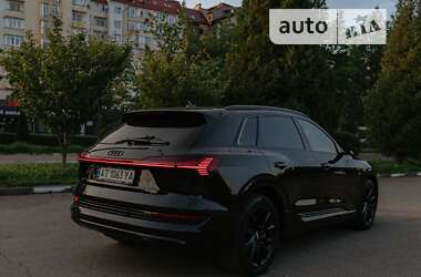 Позашляховик / Кросовер Audi e-tron 2020 в Калуші