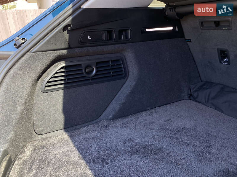 Внедорожник / Кроссовер Audi e-tron 2020 в Тростянце