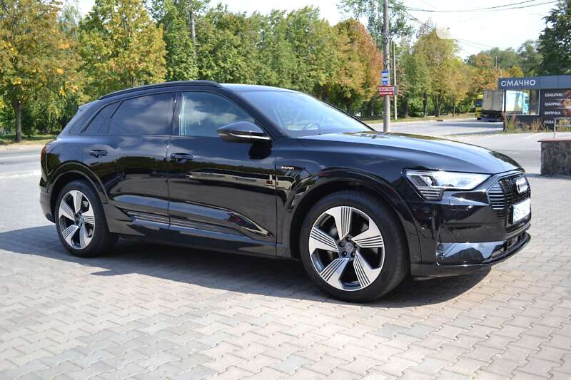 Внедорожник / Кроссовер Audi e-tron 2019 в Хмельницком