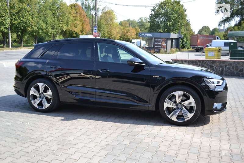 Внедорожник / Кроссовер Audi e-tron 2019 в Хмельницком